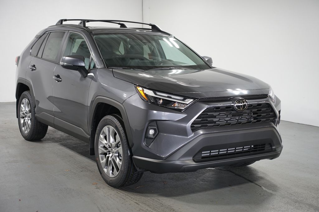 Thumbnail: 2025 Toyota RAV4 - 3