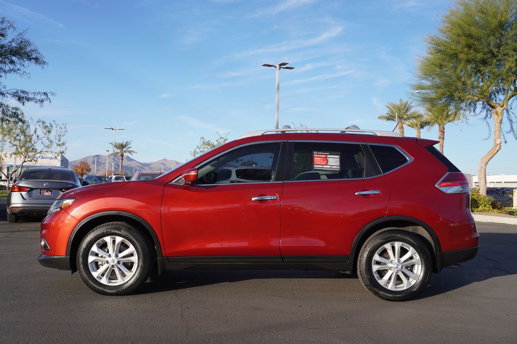 2015 Nissan Rogue SV 2