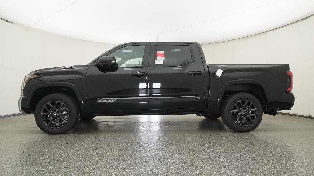 Thumbnail: 2025 Toyota Tundra - 22