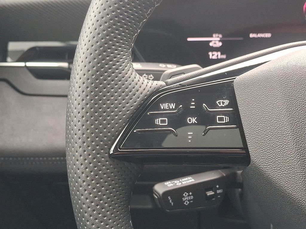 Thumbnail: 2025 Audi SQ6 e-tron - 20