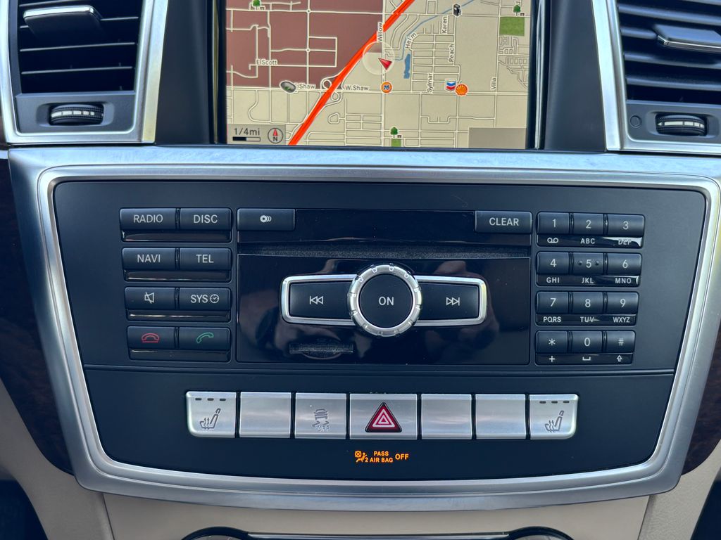 Thumbnail: 2014 Mercedes-Benz M-Class - 14