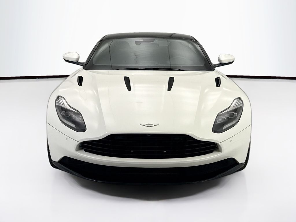 Thumbnail: 2018 Aston Martin DB11 - 2