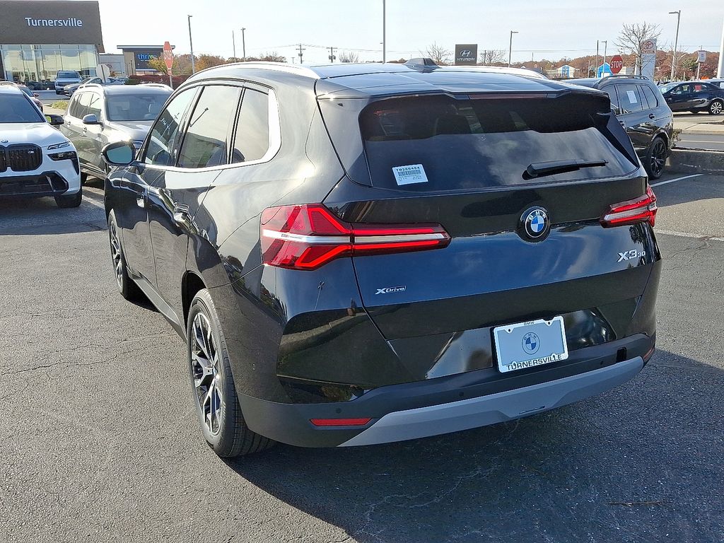 Thumbnail: 2026 BMW X3 - 3