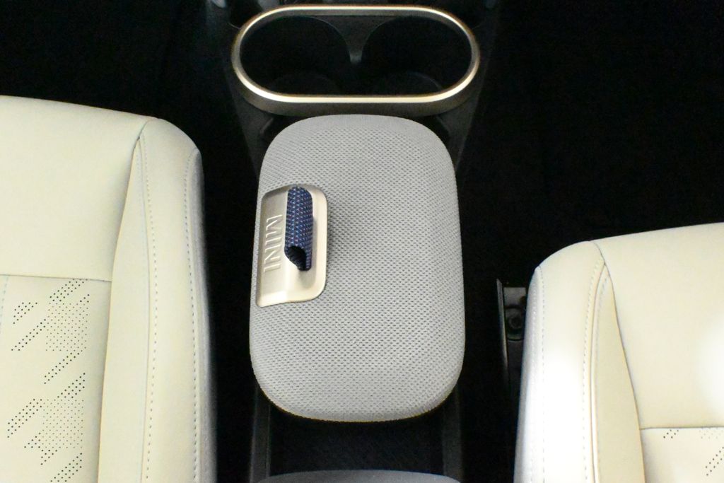 Thumbnail: 2025 MINI Cooper - 28