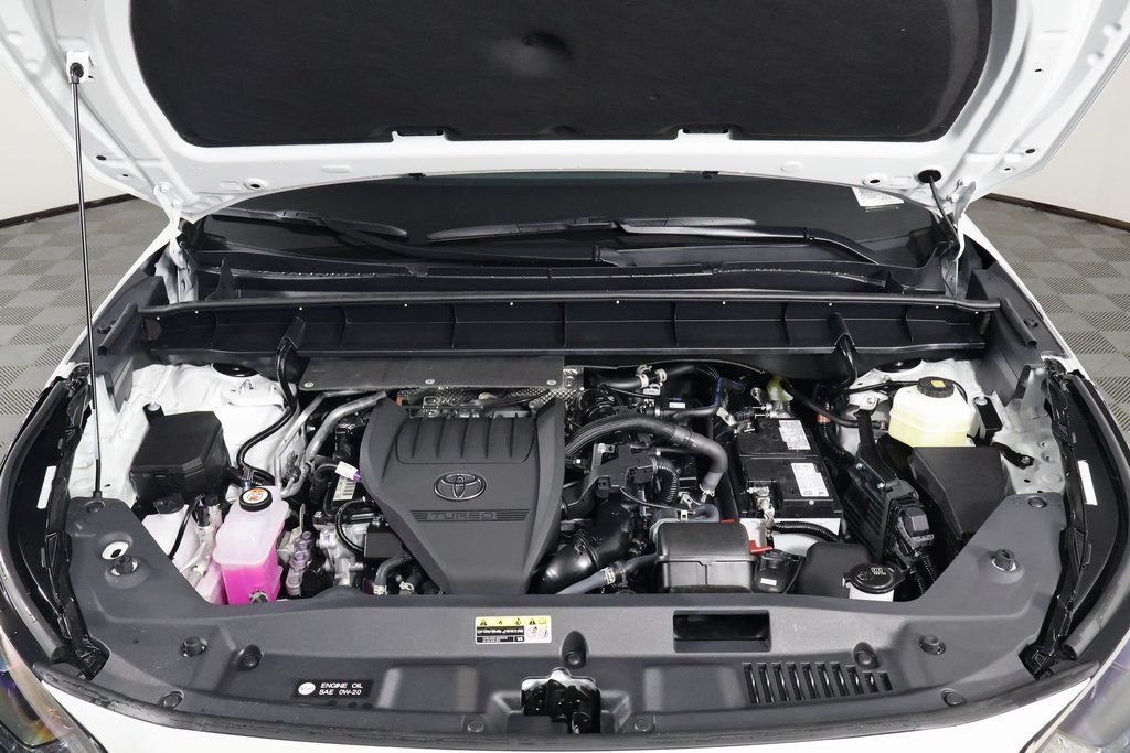 Thumbnail: 2025 Toyota Highlander - 10