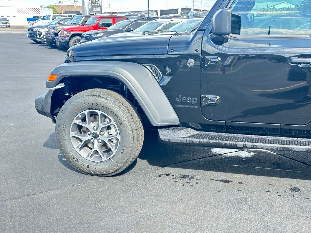 New 2026 Jeep Wrangler SUV