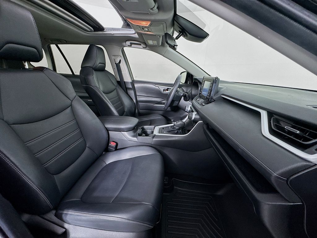 Used Car 2021 Toyota Rav4  Xle Premium For Sale Under $30,000 In Austin, Texas