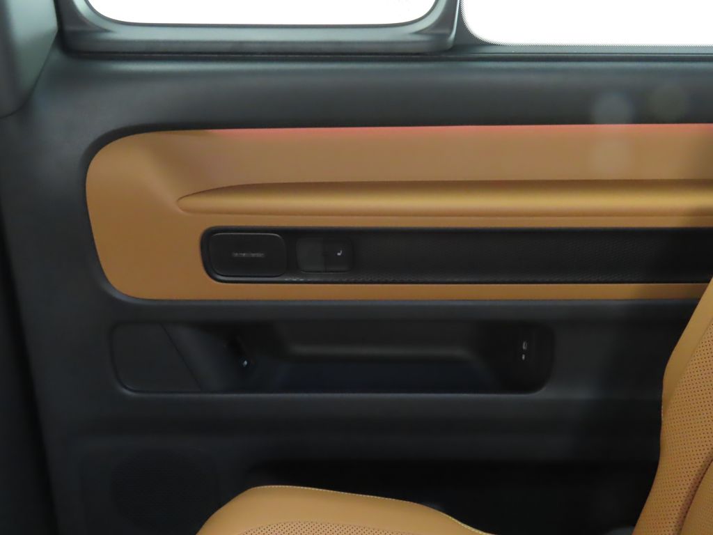 Thumbnail: 2025 Volkswagen ID.Buzz - 28