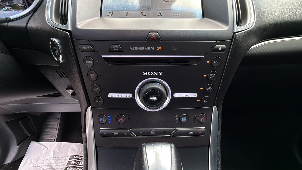 2016 Ford Edge