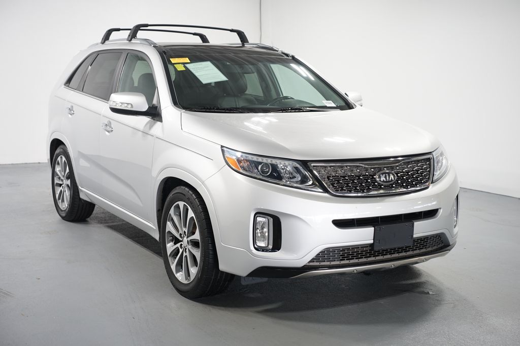 Thumbnail: 2014 Kia Sorento - 3