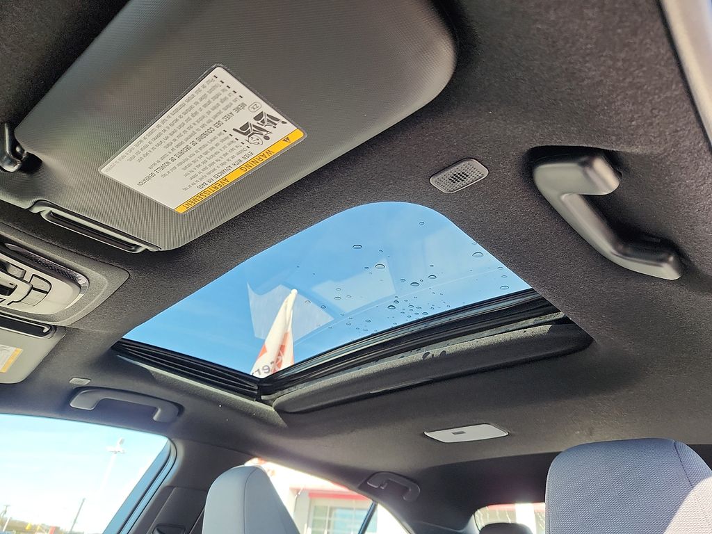 Thumbnail: 2025 Toyota Corolla - 16