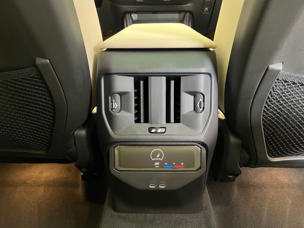 Thumbnail: 2026 BMW X3 - 9