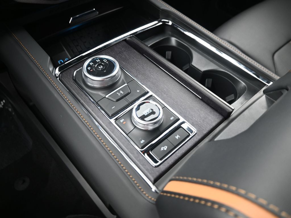 2024 Ford Expedition Platinum