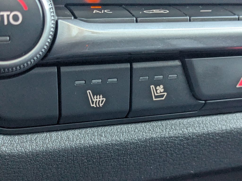 2026 Mazda CX-50 2.5 S Premium