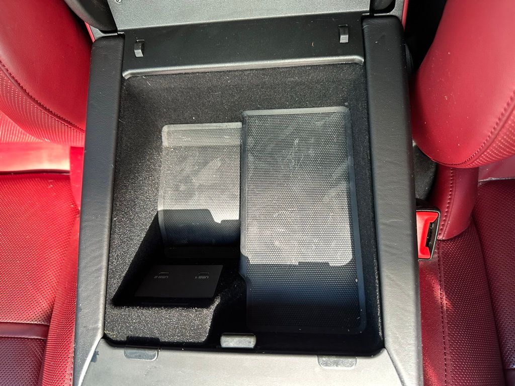 Thumbnail: 2023 Porsche  - 26