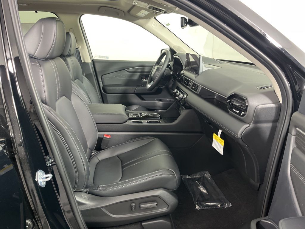 Thumbnail: 2026 Honda Pilot - 8