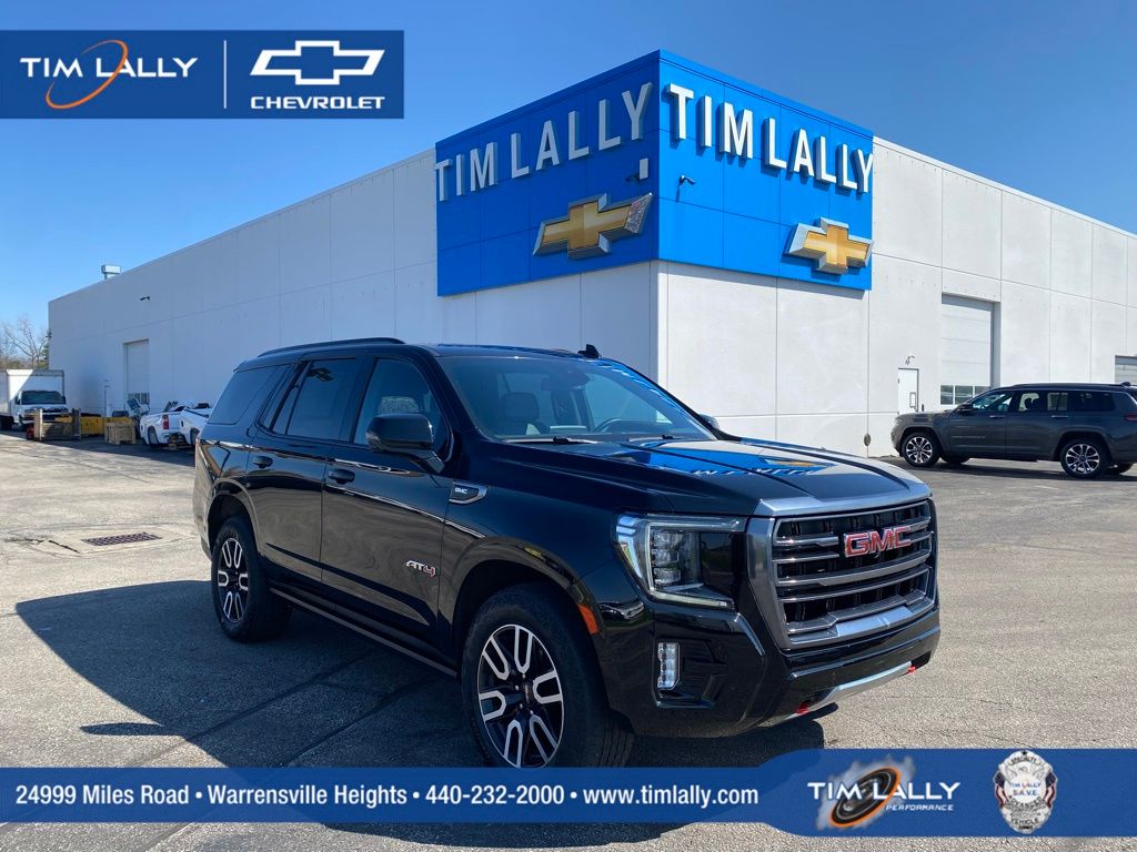 Onyx Black 2023 GMC Yukon AT4 4WD SUV / Crossover Four-Wheel Drive