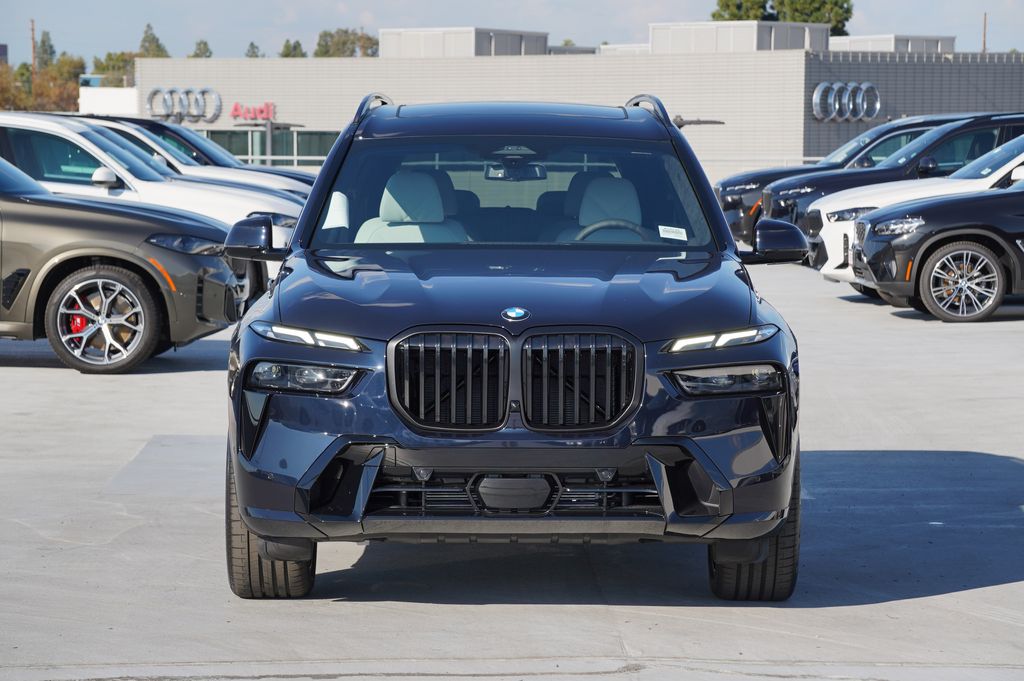 Thumbnail: 2026 BMW X7 - 2