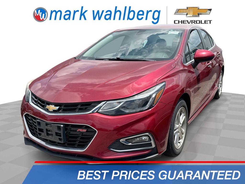  2017 Chevrolet Cruze LT Sedan FWD   