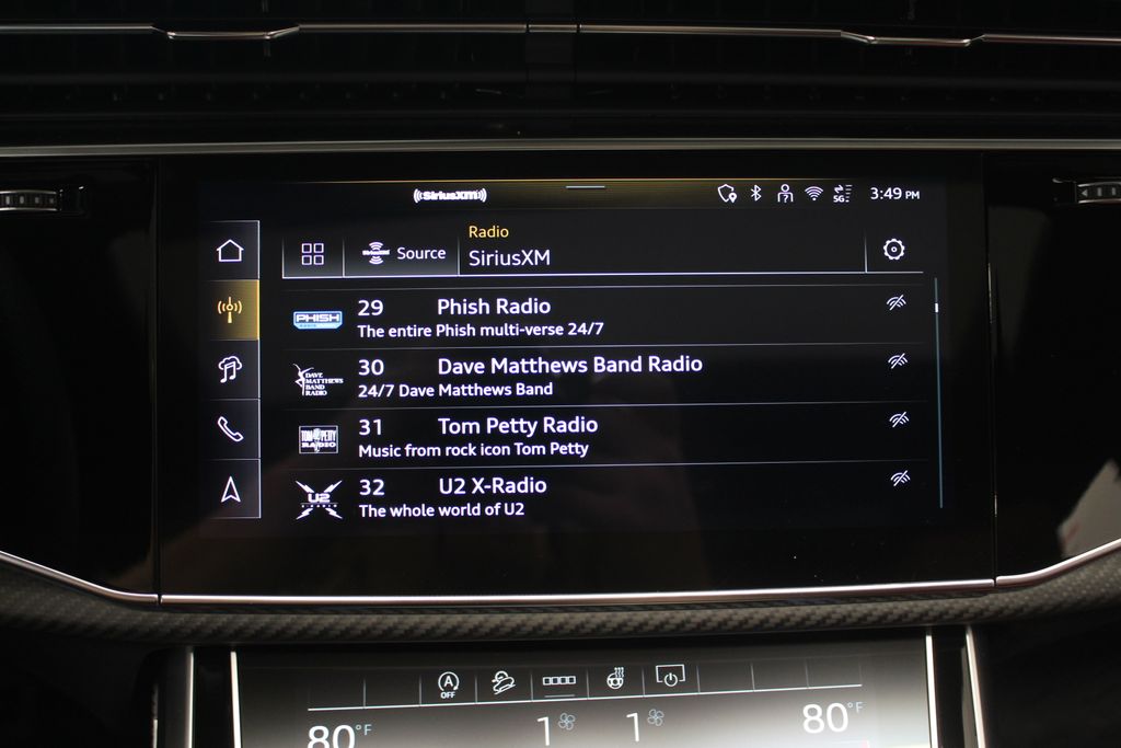 Thumbnail: 2026 Audi SQ7 - 21