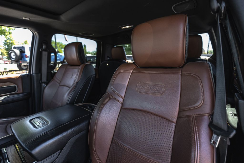 2020 Ram 3500 Laramie Longhorn thumbnail 23