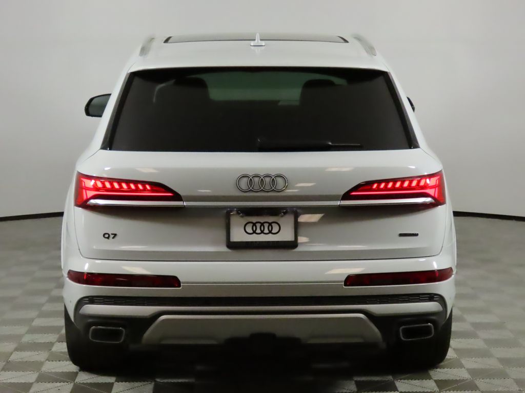 Thumbnail: 2025 Audi Q7 - 4