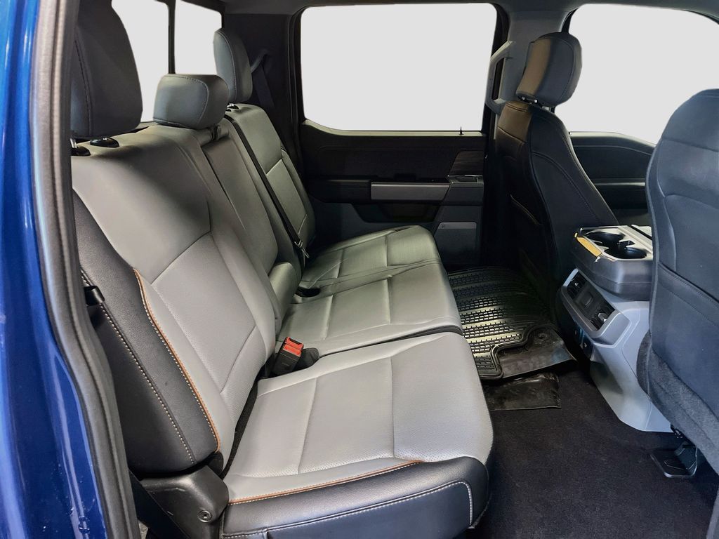 Used 2025 Blue Metallic Ford Lariat image 28