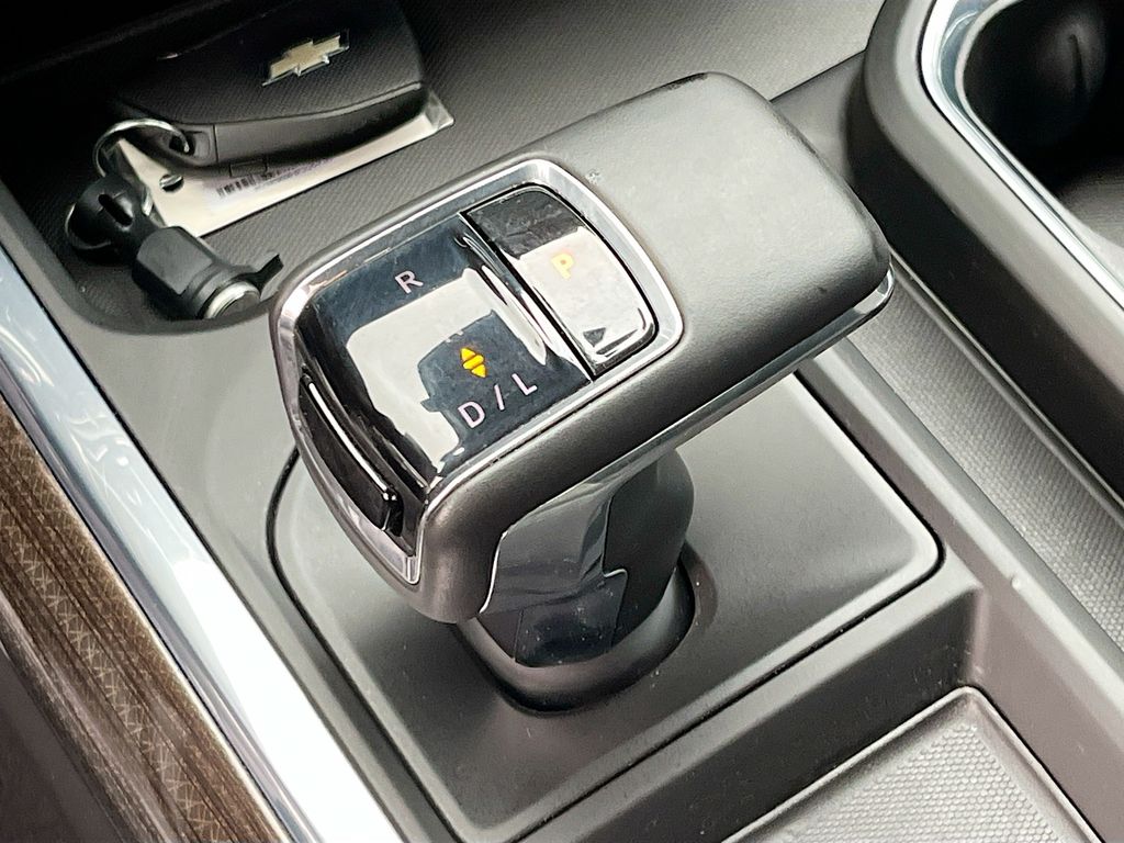 Used 2024 White Chevrolet LT Trail Boss image 17