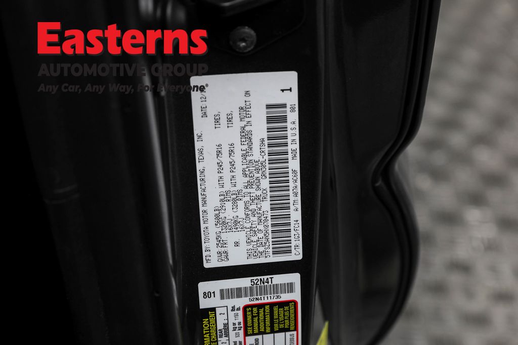 Used 2017 Gray Toyota SR5 image 32