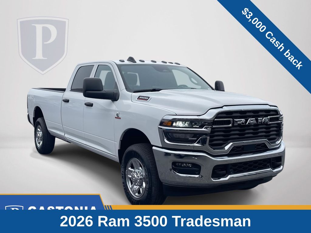 Bright White Clearcoat 2026 RAM 3500 Pickup Truck Four-Wheel Drive 8-Speed Automatic