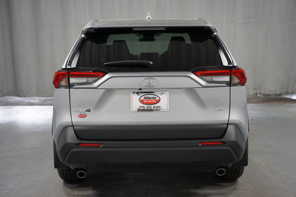 2025 Toyota RAV4 LE 7