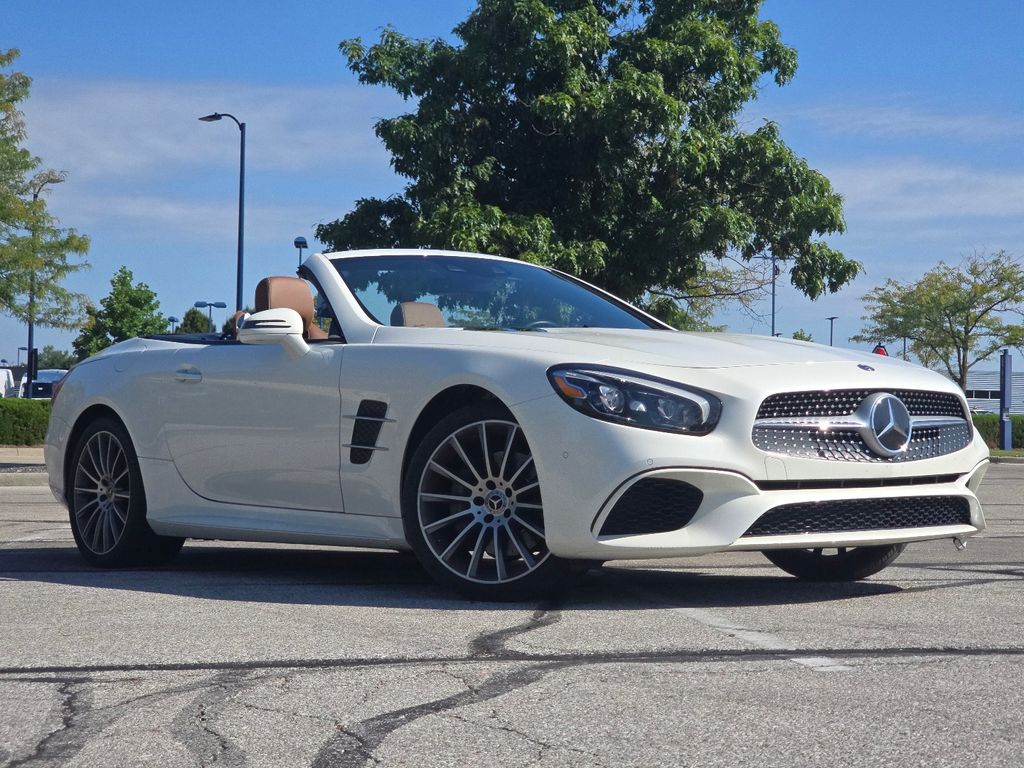 Used 2020 White Mercedes-Benz SL 550 image 2