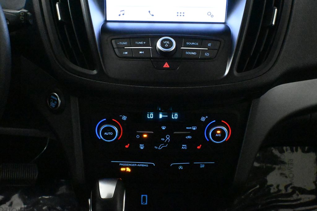 Thumbnail: 2019 Ford Escape - 21