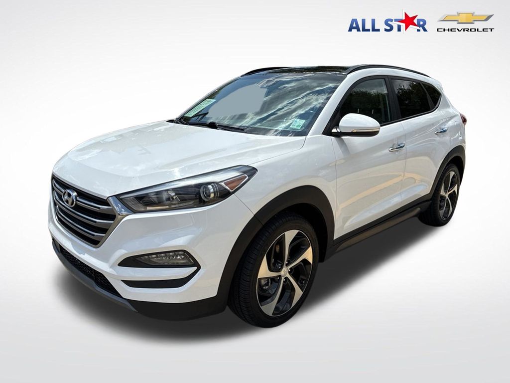 Dazzling White 2016 Hyundai Tucson SUV / Crossover Front-Wheel Drive 7-Speed Automatic