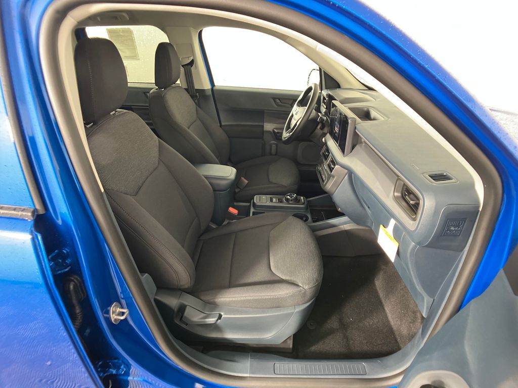 2025 Ford Maverick XL photo 3