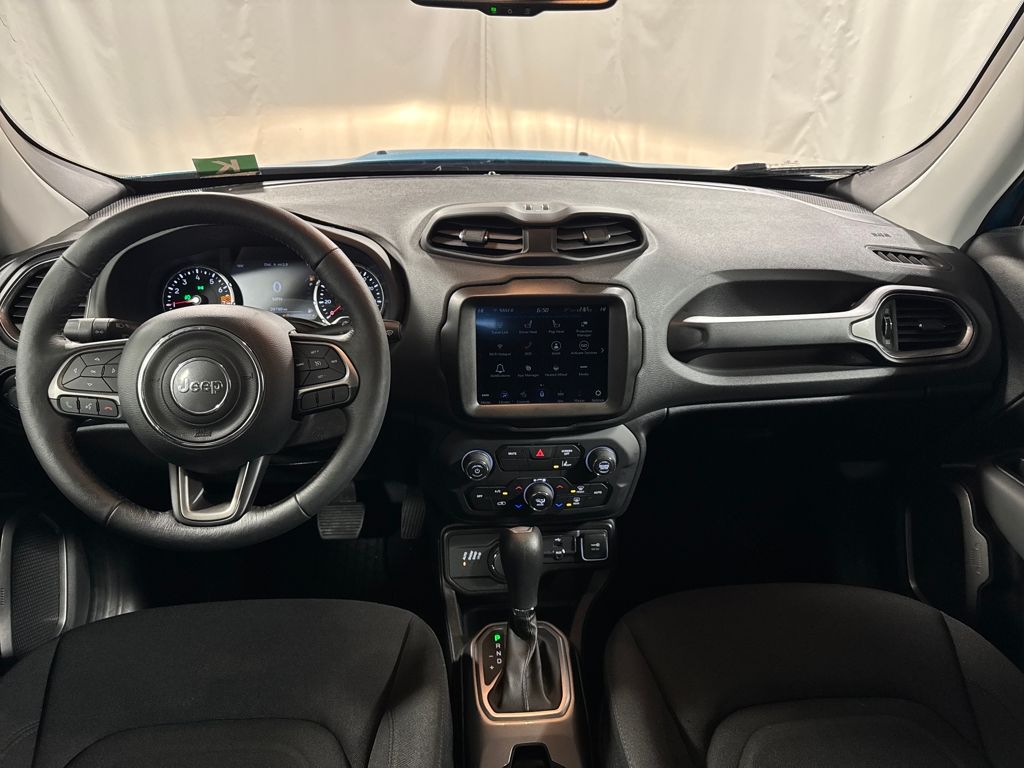 View vehicle photo 5