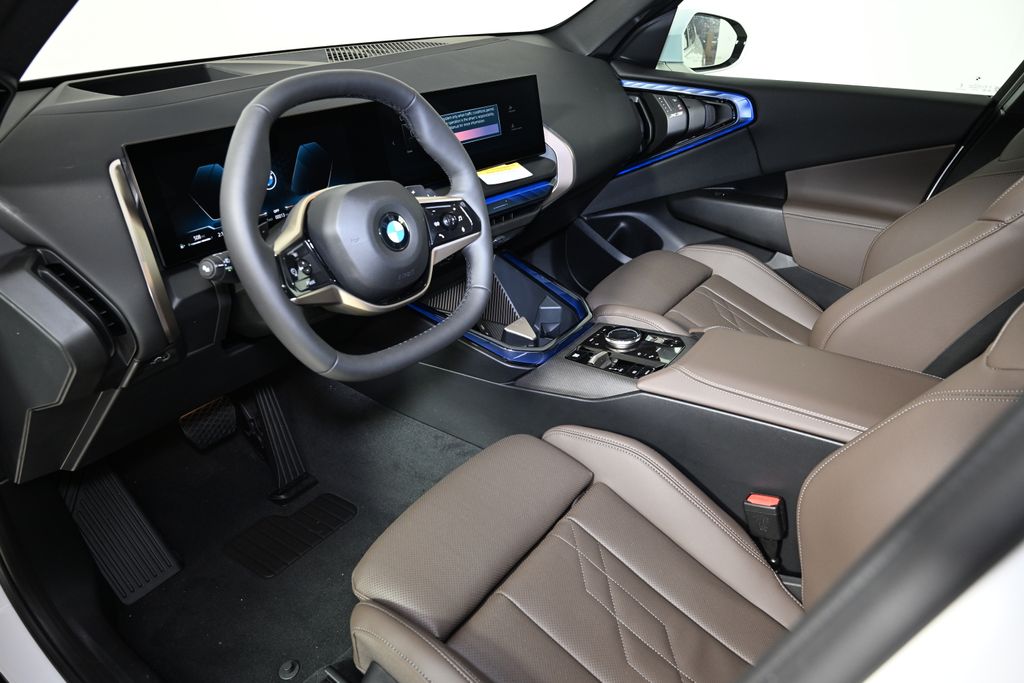 Thumbnail: 2025 BMW X3 - 15