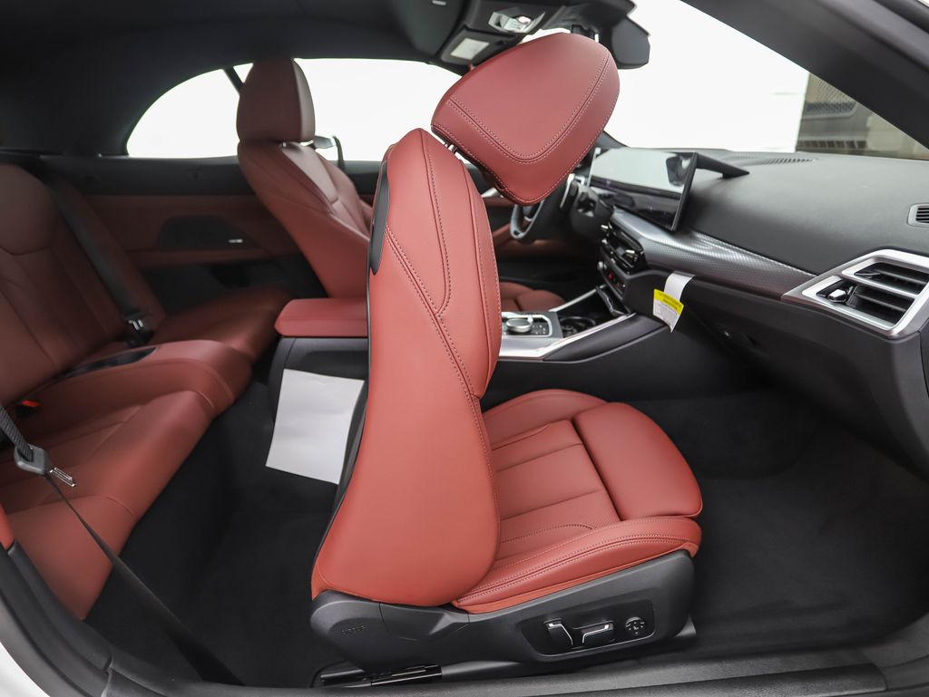 Thumbnail: 2026 BMW 4 Series - 27