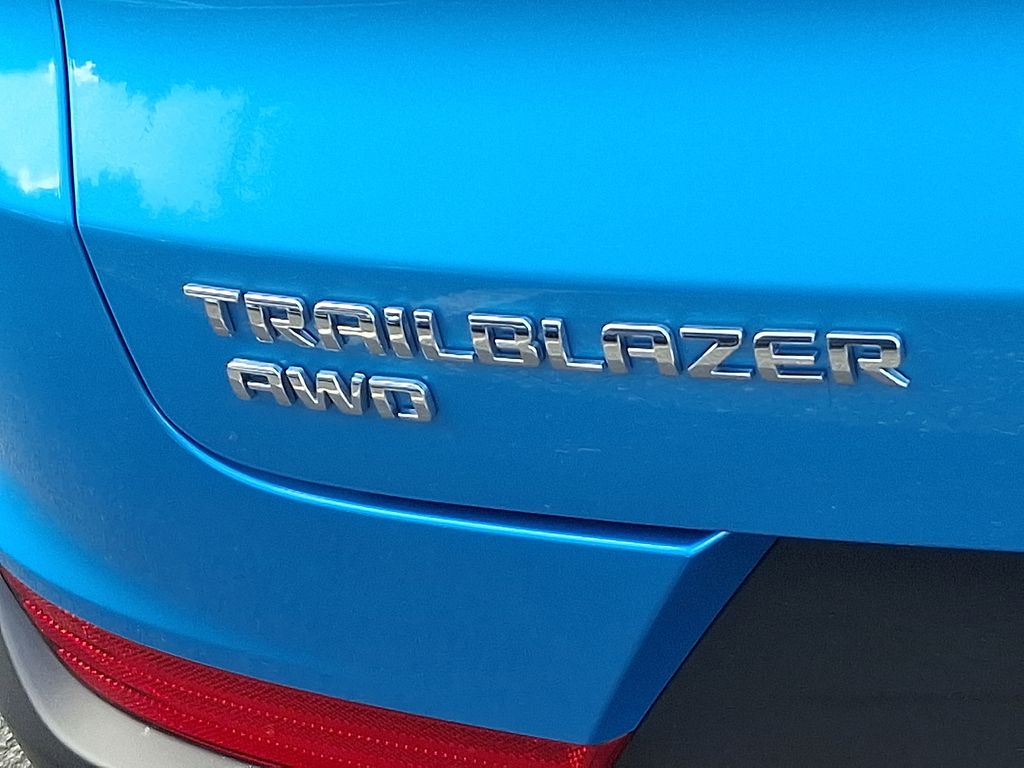 Thumbnail: 2025 Chevrolet TrailBlazer - 32