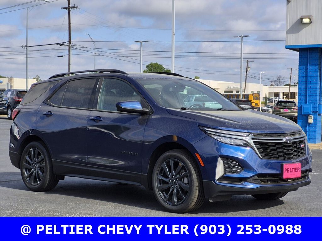 2022 Chevrolet Equinox RS with 1RS FWD