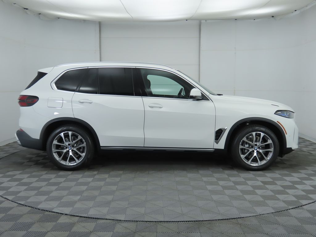 Thumbnail: 2026 BMW X5 - 4