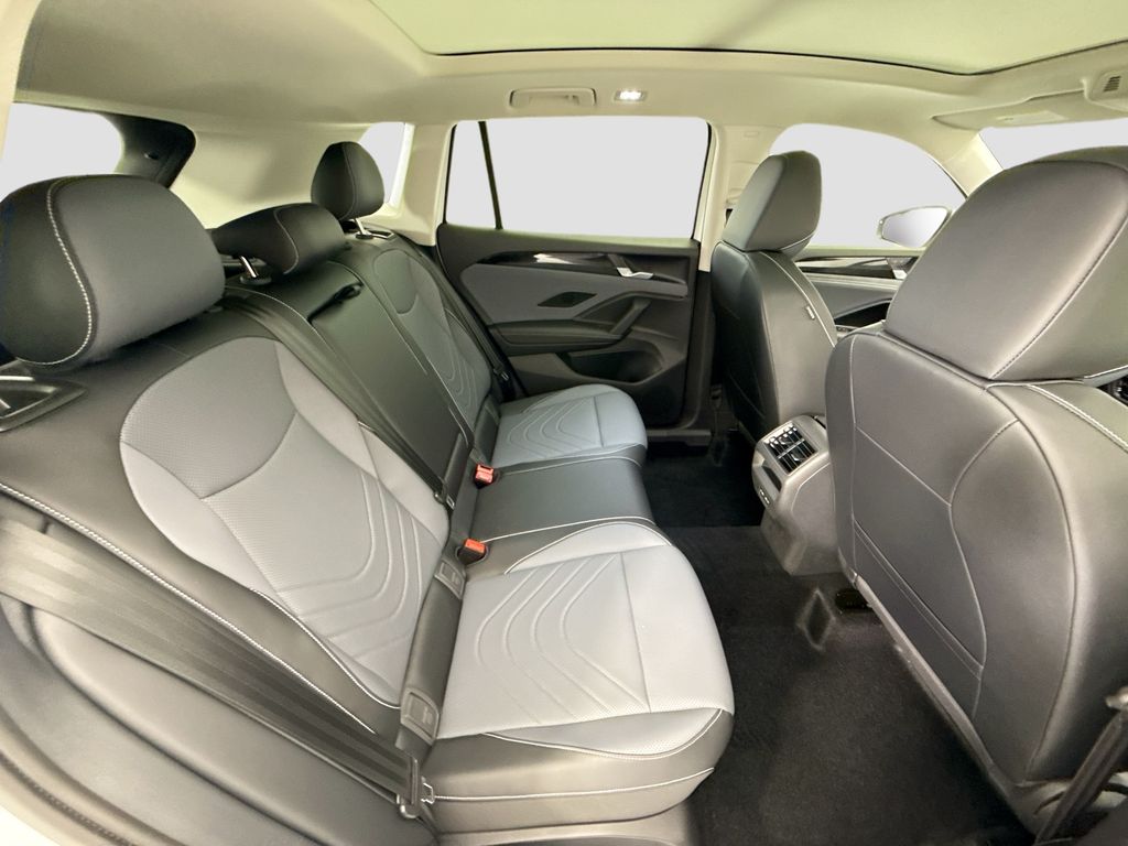 Thumbnail: 2026 Volkswagen Tiguan - 20