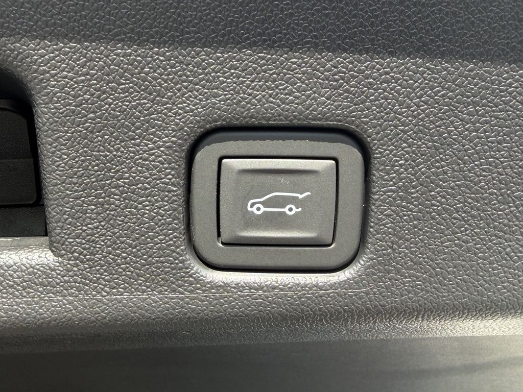 new 2026 GMC Acadia car, priced at $46,580