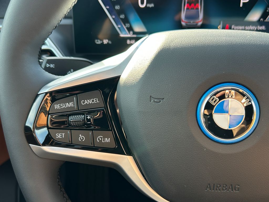 Thumbnail: 2026 BMW i4 - 19