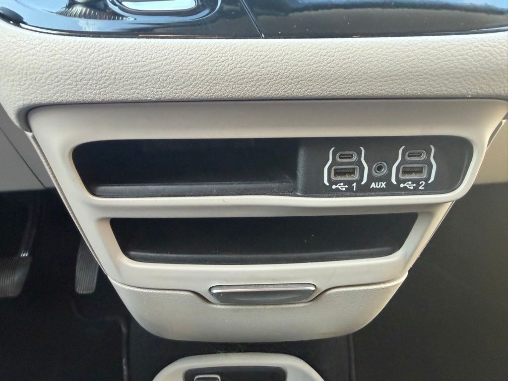 2023 Chrysler Pacifica Touring L Black at Auto Express Mitsubishi