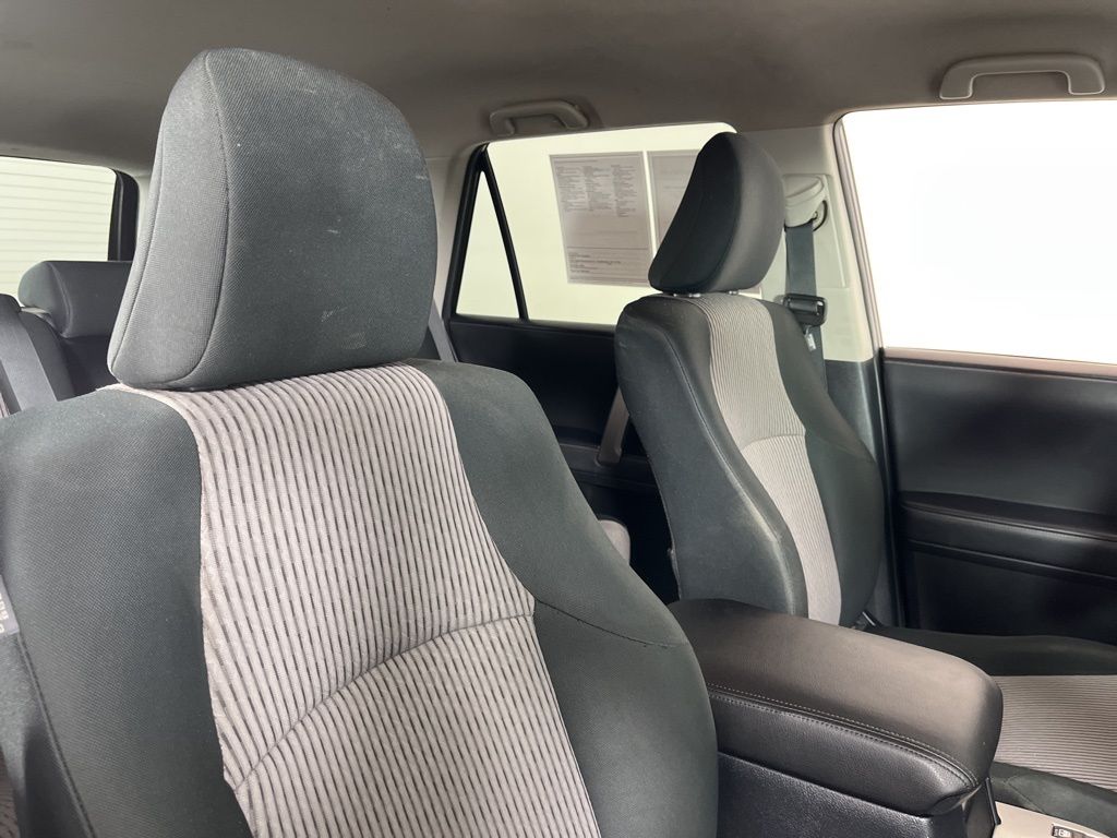 Thumbnail: 2020 Toyota 4Runner - 6