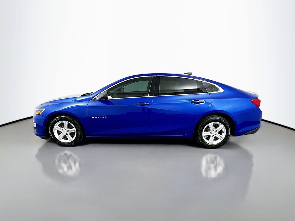 Thumbnail: 2023 Chevrolet Malibu - 8