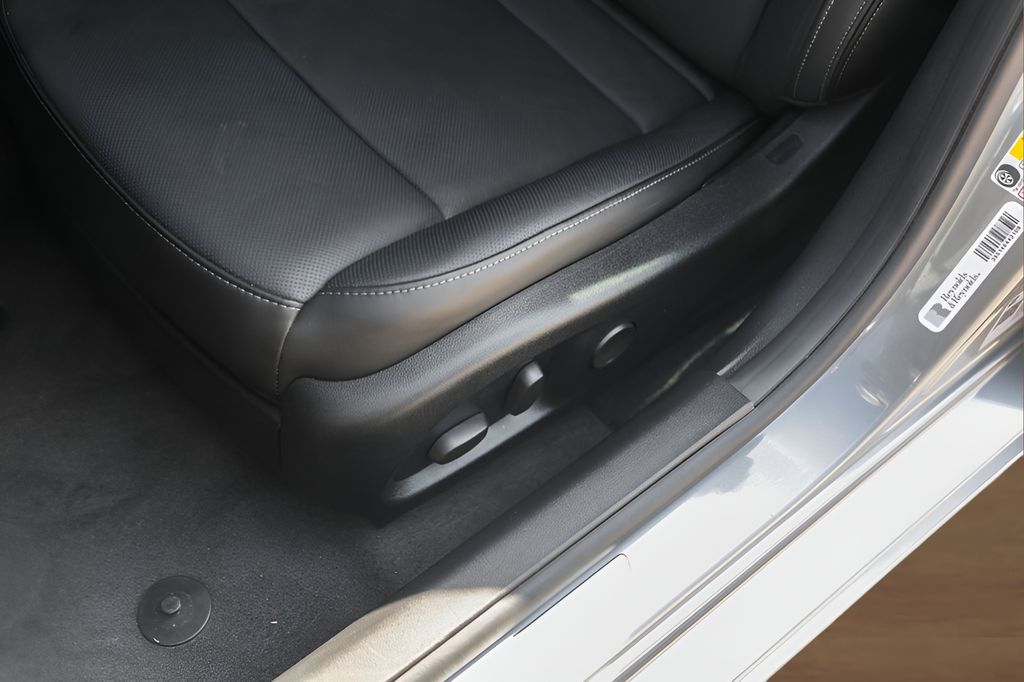 Certified Used 2023 Silver Cadillac Premium Luxury image 8