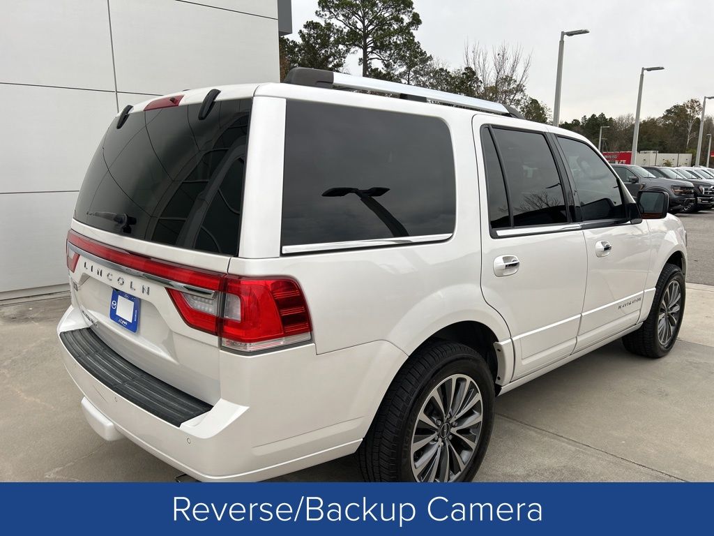 2017 Lincoln Navigator Select