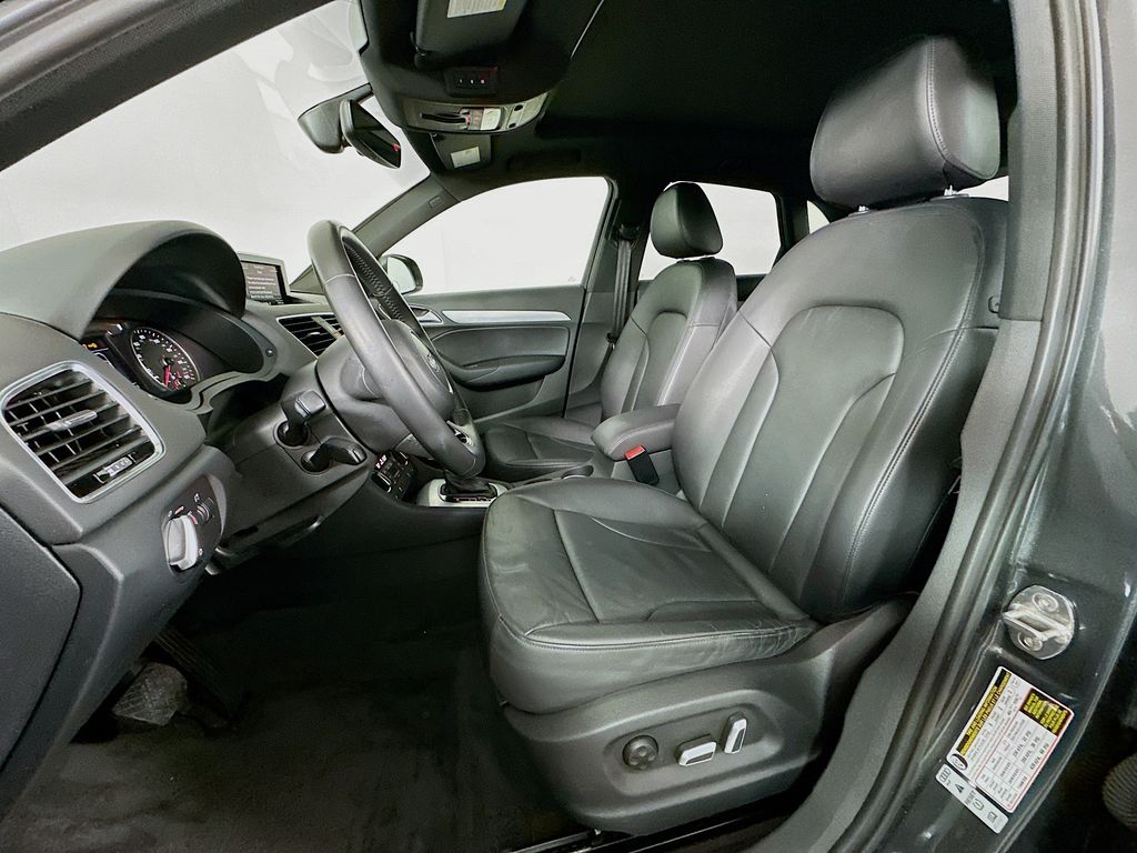 Thumbnail: 2018 Audi Q3 - 20